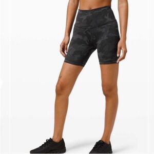 Lululemon Wonder Train HR Short 8”